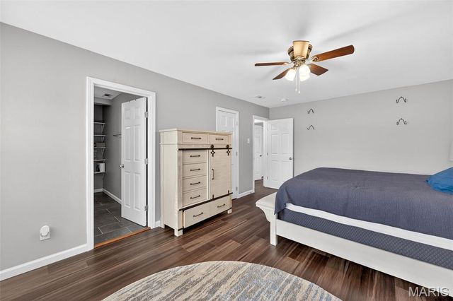 6750 Foxshire Drive, Florissant, MO 63033