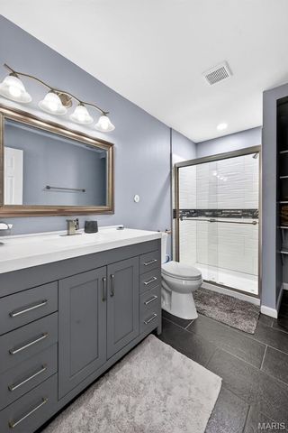 6750 Foxshire Drive, Florissant, MO 63033