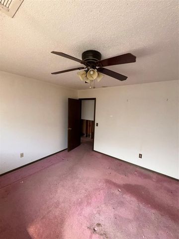 3201 N Meridian Court, Oklahoma City, OK 73122