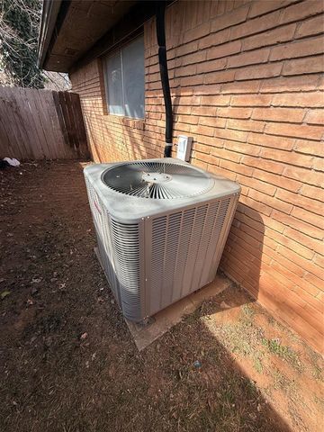 3201 N Meridian Court, Oklahoma City, OK 73122