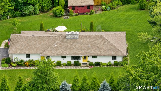 85 Blueberry Knolls, Middlebury, CT 06762