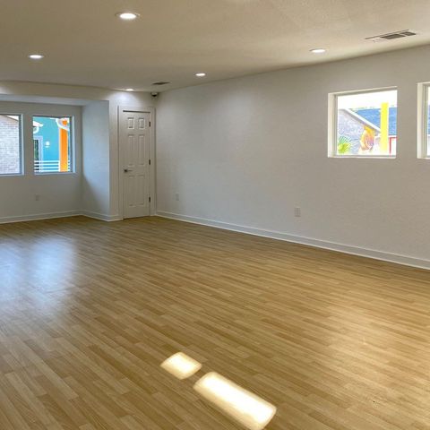 8787 Hammerly Blvd 1421, Houston, TX 77080