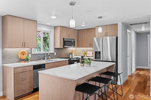 8629 223rd Street SW, Edmonds, WA 98026