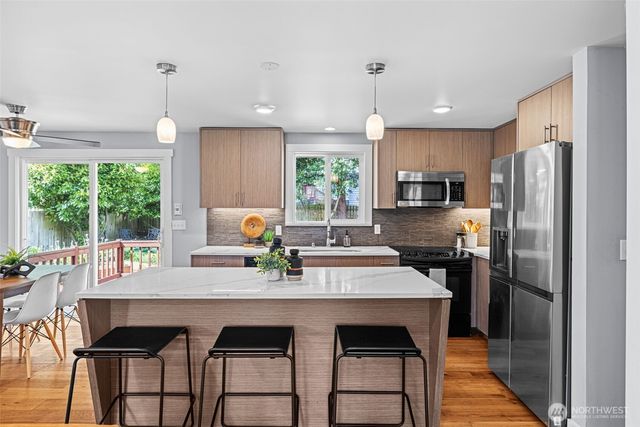 8629 223rd Street SW, Edmonds, WA 98026