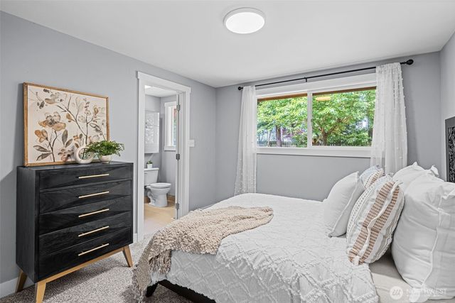 8629 223rd Street SW, Edmonds, WA 98026