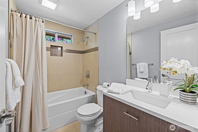 8629 223rd Street SW, Edmonds, WA 98026