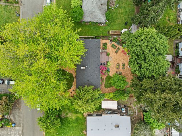 8629 223rd Street SW, Edmonds, WA 98026