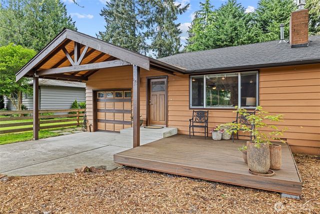8629 223rd Street SW, Edmonds, WA 98026