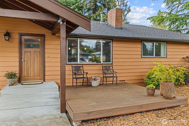 8629 223rd Street SW, Edmonds, WA 98026