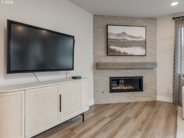 3088 HERON St, Woodland, WA 98674