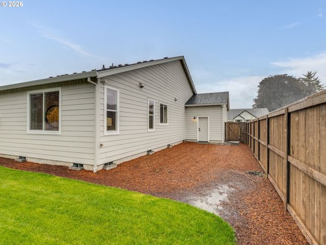 3088 HERON St, Woodland, WA 98674