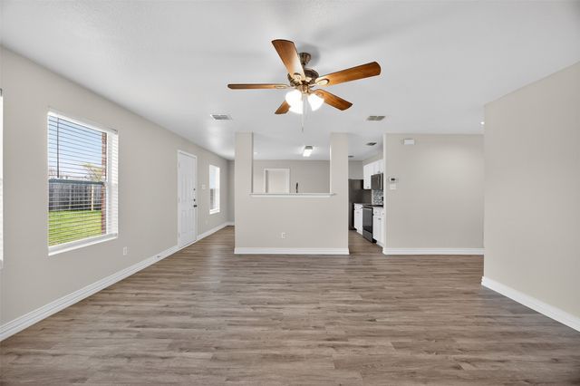 821 Preston Drive, Royse City, TX 75189