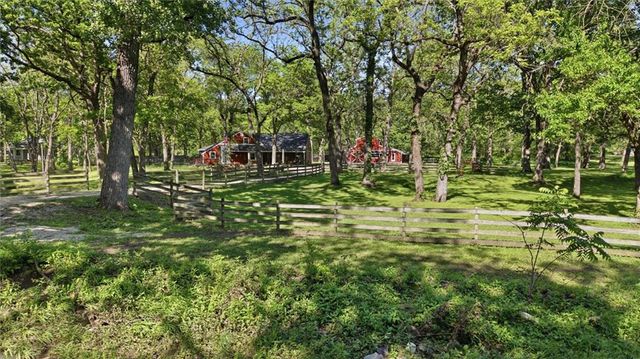 842 Kendall Road, Peculiar, MO 64078