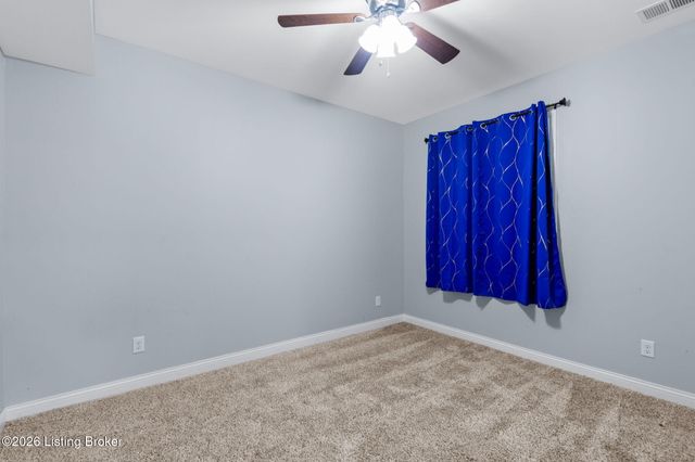1416 Nightingale Ln, Goshen, KY 40026