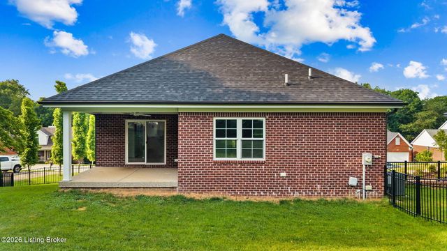 1416 Nightingale Ln, Goshen, KY 40026