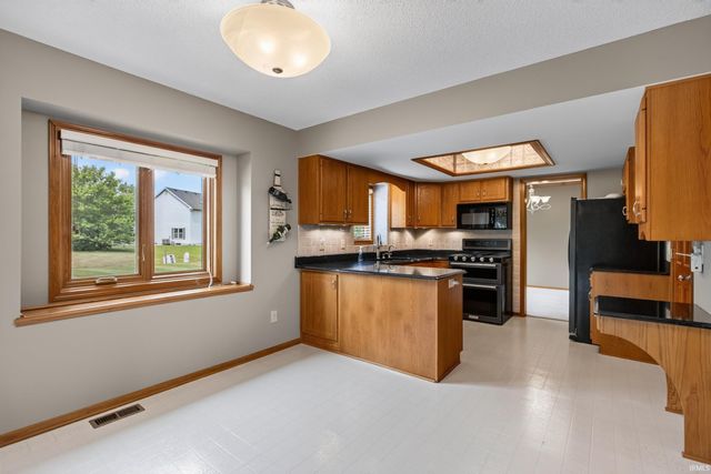 3008 Cumberland Way, Huntington, IN 46750