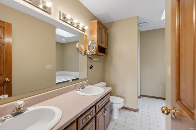 3008 Cumberland Way, Huntington, IN 46750