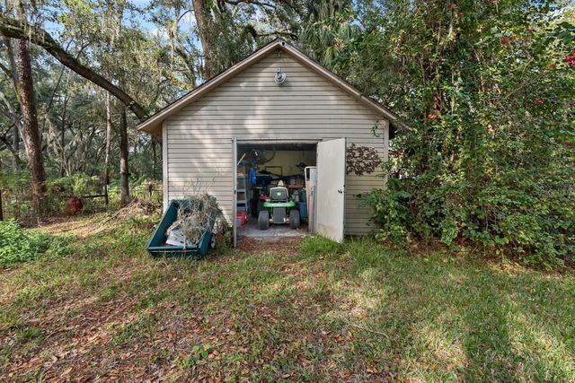 4028 CASTLEWOOD RD, Seffner, FL 33584