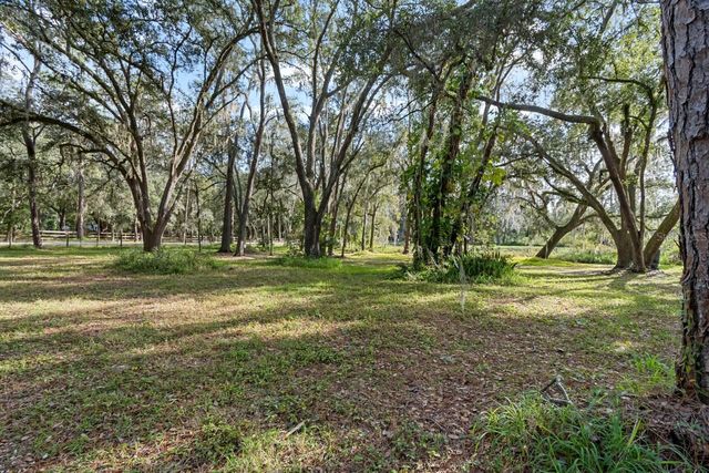 4028 CASTLEWOOD RD, Seffner, FL 33584