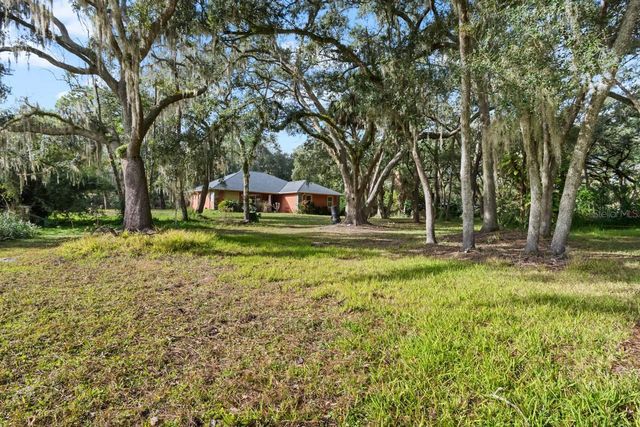 4028 CASTLEWOOD RD, Seffner, FL 33584