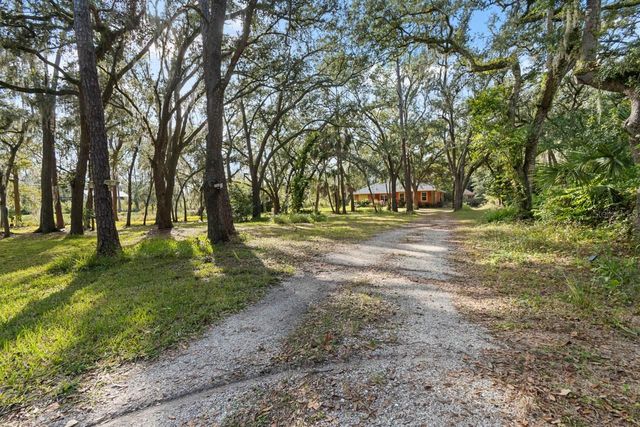 4028 CASTLEWOOD RD, Seffner, FL 33584