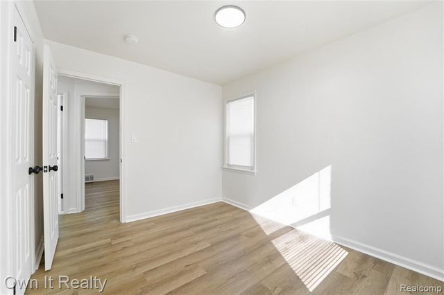 6341 Lodewyck Street, Detroit, MI 48224