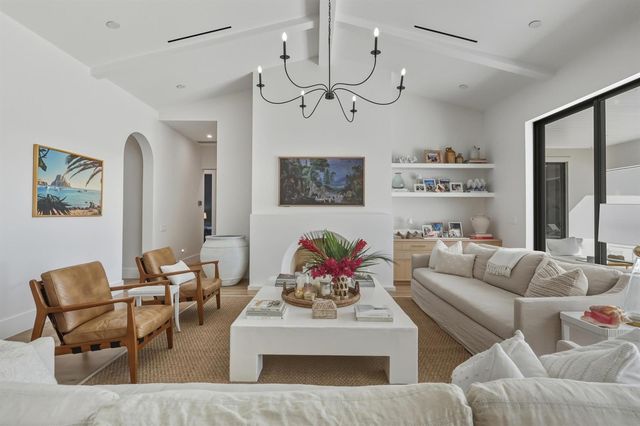 9120 Mockingbird Trail, Jupiter, FL 33478