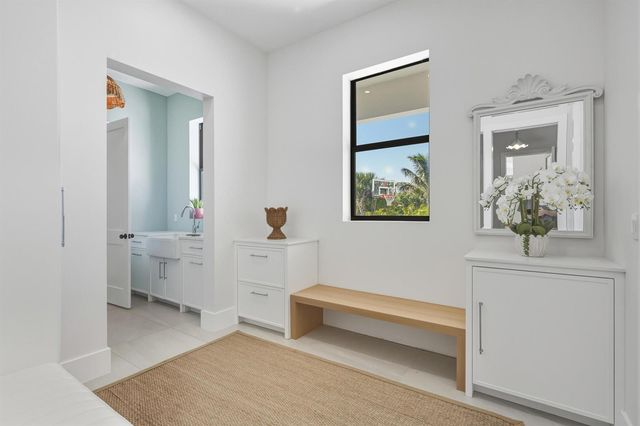 9120 Mockingbird Trail, Jupiter, FL 33478