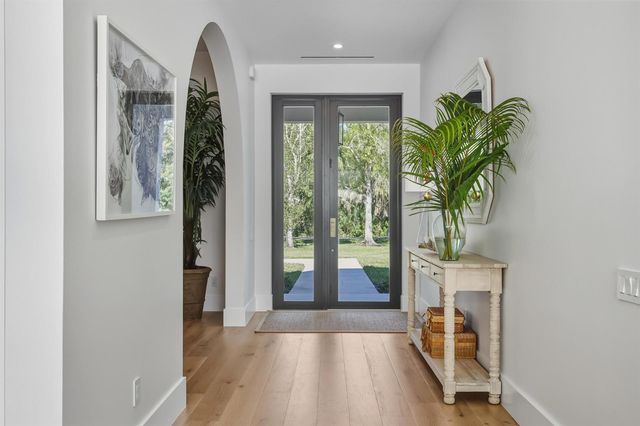 9120 Mockingbird Trail, Jupiter, FL 33478