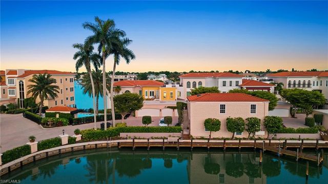 4000 GULF SHORE BLVD N 1500, Naples, FL 34103