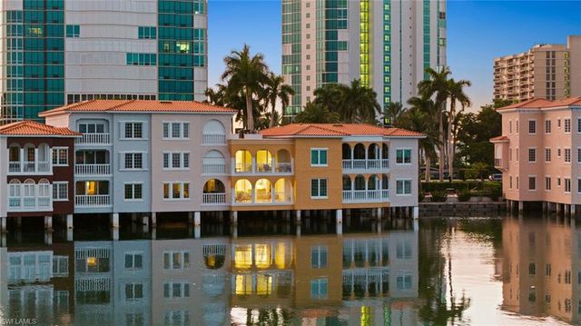 4000 GULF SHORE BLVD N 1500, Naples, FL 34103