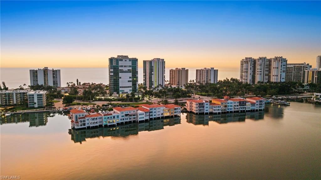 4000 GULF SHORE BLVD N 1500, Naples, FL 34103