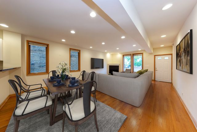 2157 W Addison Street 1, Chicago, IL 60618