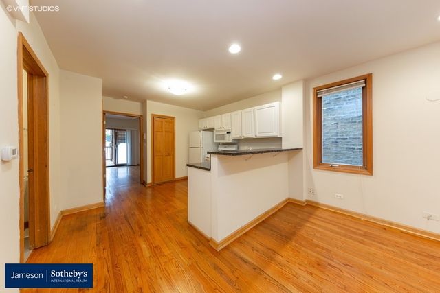 2157 W Addison Street 1, Chicago, IL 60618