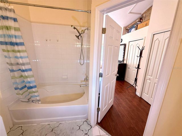 1120 KENNEWICK CT, Wesley Chapel, FL 33543