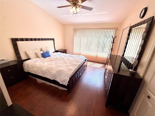 1120 KENNEWICK CT, Wesley Chapel, FL 33543