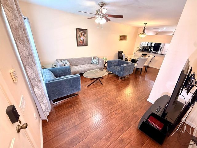 1120 KENNEWICK CT, Wesley Chapel, FL 33543