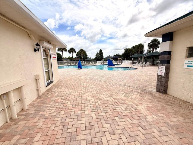 1120 KENNEWICK CT, Wesley Chapel, FL 33543