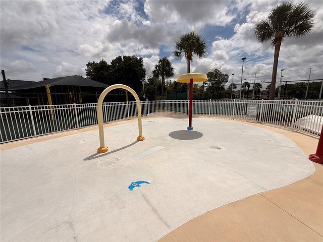 1120 KENNEWICK CT, Wesley Chapel, FL 33543
