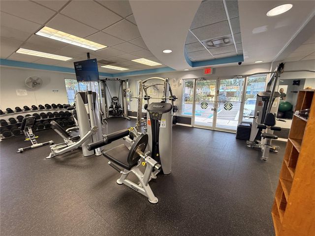 1120 KENNEWICK CT, Wesley Chapel, FL 33543