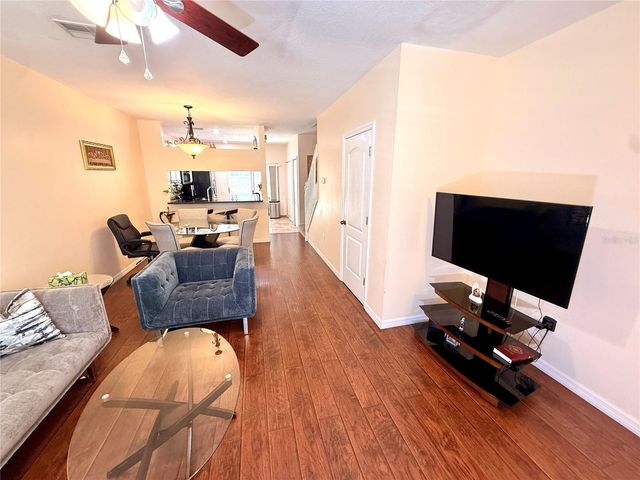 1120 KENNEWICK CT, Wesley Chapel, FL 33543