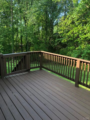 112 Wooldridge CIr, Lynchburg, VA 24502