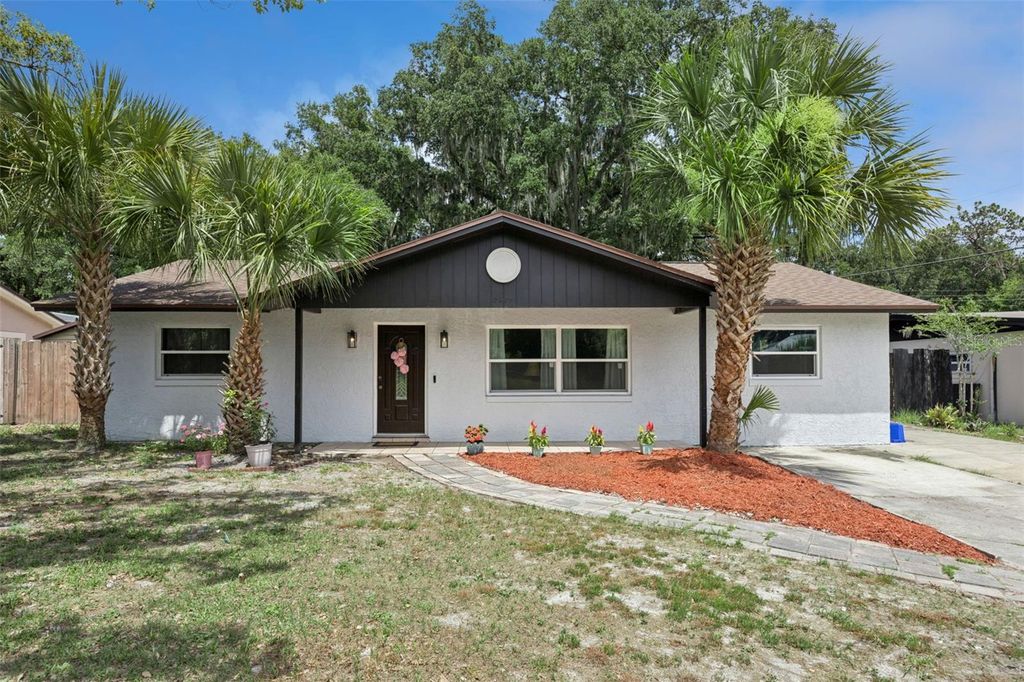 2825 S PARK AVENUE, Sanford, FL 32773