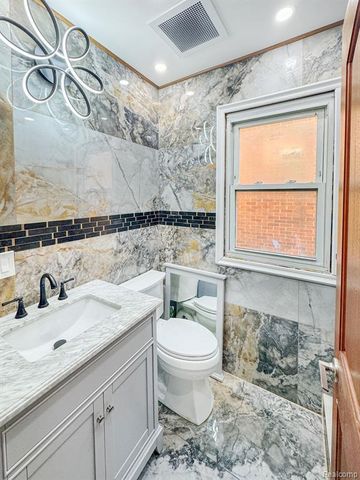 4342 Lois Street, Dearborn, MI 48126