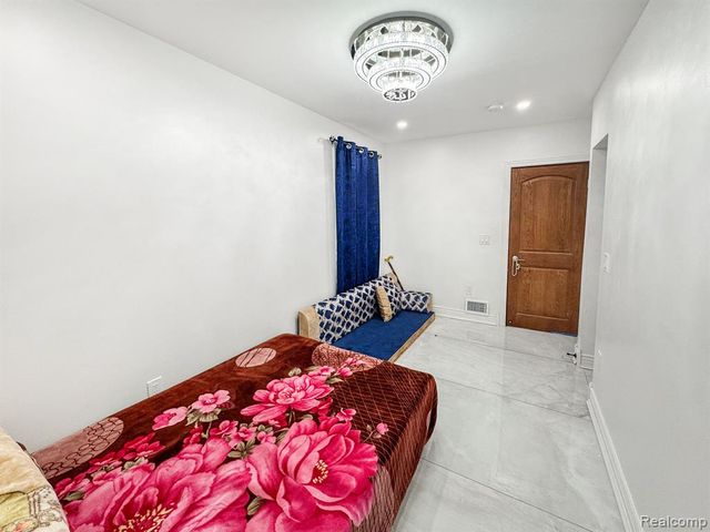 4342 Lois Street, Dearborn, MI 48126