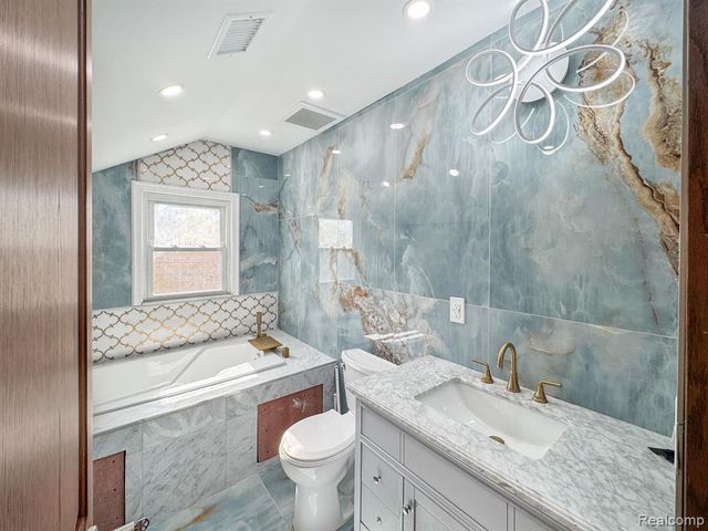 4342 Lois Street, Dearborn, MI 48126