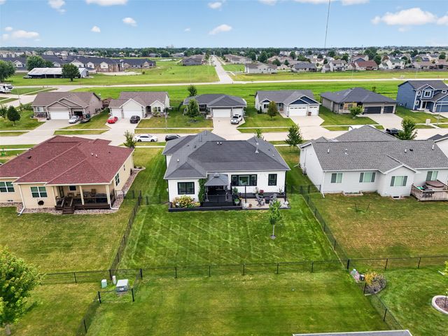 218 31st Street SE, Altoona, IA 50009