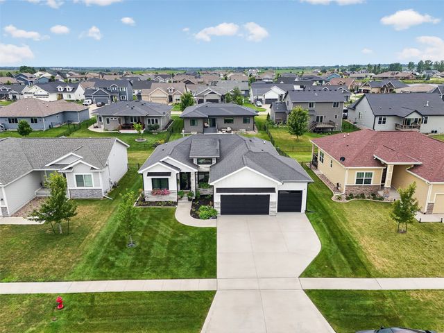 218 31st Street SE, Altoona, IA 50009