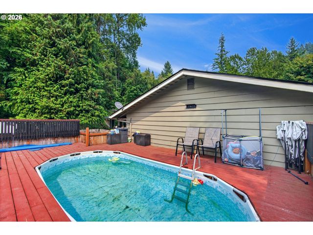 236 LAVERNE Dr, Kalama, WA 98625