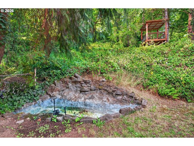 236 LAVERNE Dr, Kalama, WA 98625